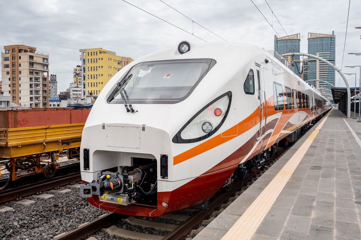 Train to Mikumi National Park